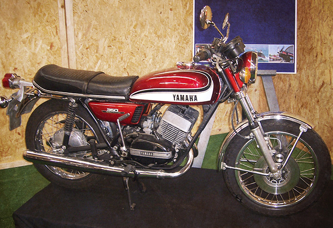 Yamaha 250 350 RD 1973 Réservoir