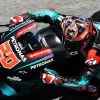 Papier Peint Panoramique Moto GP Fabio Quartararo