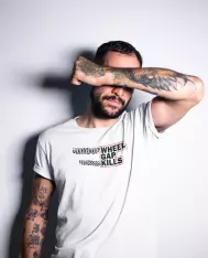 T-shirt homme personnalisé - JDM & Culture Japonaise - "Wheel gap kills"