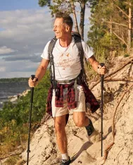 T-shirt homme personnalisé - Nature - "The adventure begins"