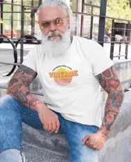 T-shirt homme 100% coton bio - Cadeau - "Je ne suis pas vieux je suis vintage"