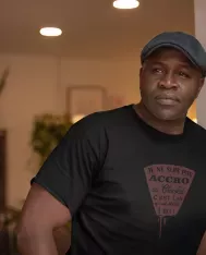 T-shirt homme personnalisé - Citations Humour - "Accro au chocolat"