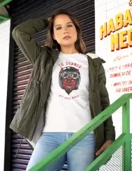 T-shirt femme personnalisé - Diables et Diablesses - "Le diable rit avec nous"