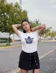 T-shirt femme personnalisé - Villes et voyages - "Toronto maple leafs"
