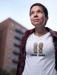 T-shirt femme personnalisé - Films et séries - "Game over"