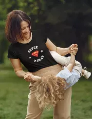 T-shirt femme personnalisé - Citations Famille / Motivation - "Super Maman"