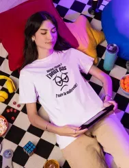 T-shirt femme personnalisé - J'peux pas - "J'peux pas je suis la maîtresse"