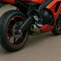 Liserets et stickers de jantes moto