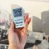 Mise en situation de la plaque funéraire QR code - Mémorial funéraire