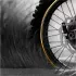 Liserets et stickers de jantes moto